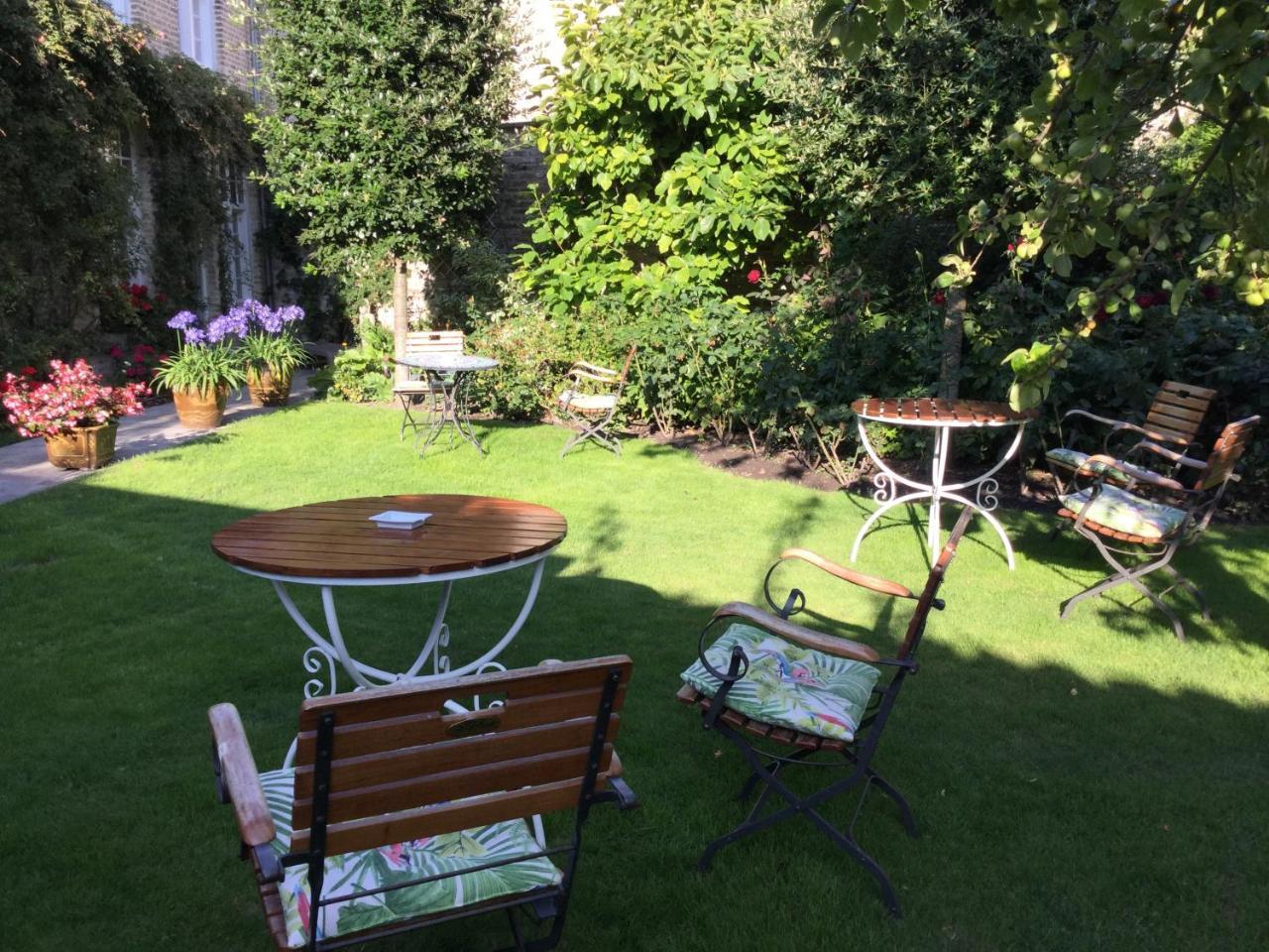 B&B Auberge De Klasse Veurne Exteriör bild